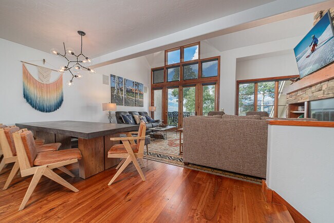 Foto del edificio - 100 Aspen Ridge Dr