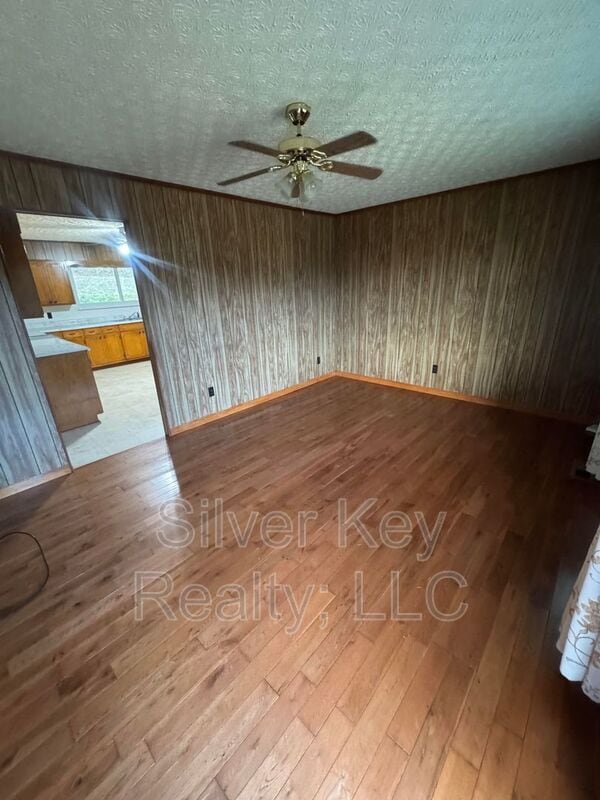 Building Photo - 397 Co Rd 189