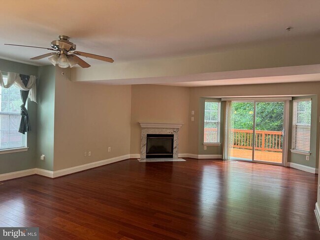 Foto del edificio - 6178 Silver Arrows Way