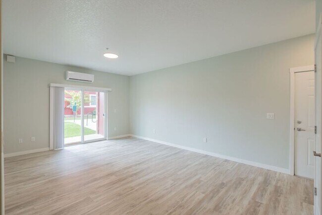 Foto del edificio - 13001 S Crompton Lane