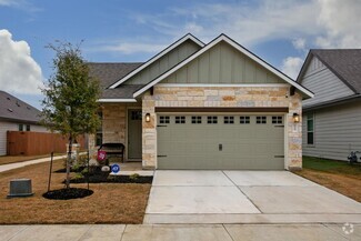 Building Photo - 825 Mineral Wells Ln