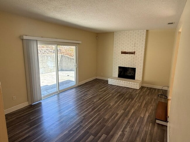 Building Photo - 2668 O'Donnell Dr