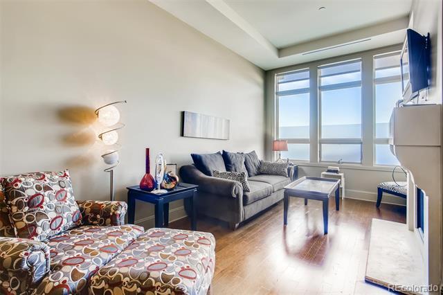 Foto del edificio - 5455 Landmark Pl