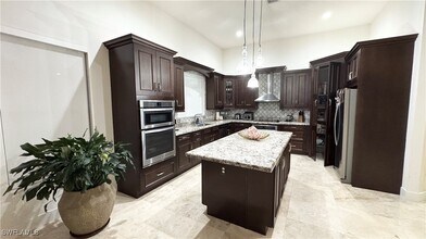 Building Photo - 5340 Allen Pl