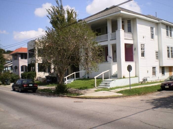 Primary Photo - 2201 Jefferson Ave