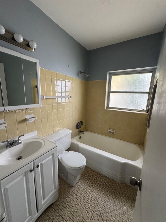 Foto del edificio - 10281 E Bay Harbor Dr