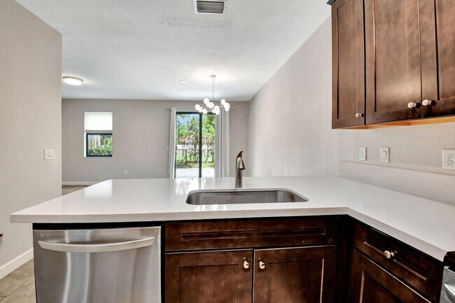 Foto del edificio - 12994 Anthorne Ln
