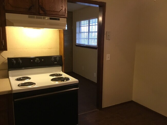 Foto del edificio - 7215 N MacArthur Blvd