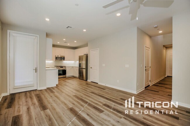 Building Photo - 31698 Luther Dr