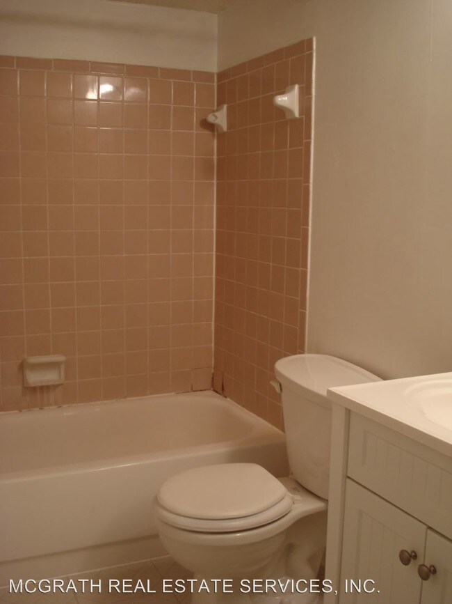 Building Photo - 11802 Breton Ct