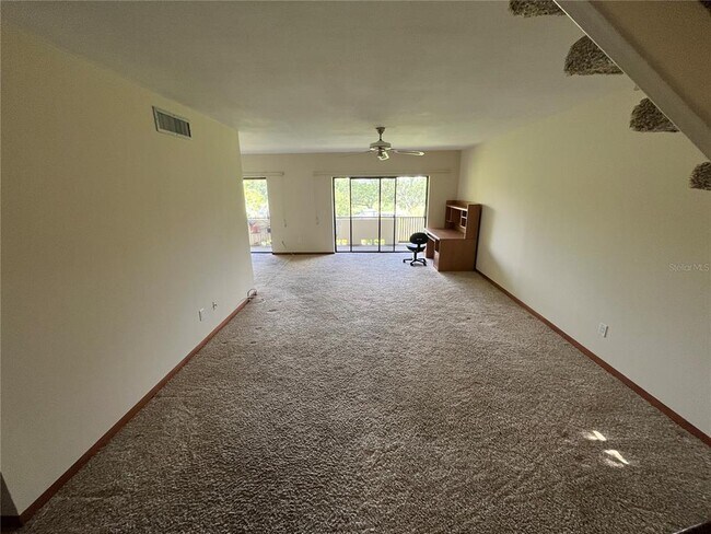 Foto del edificio - 3401 E Fort King St