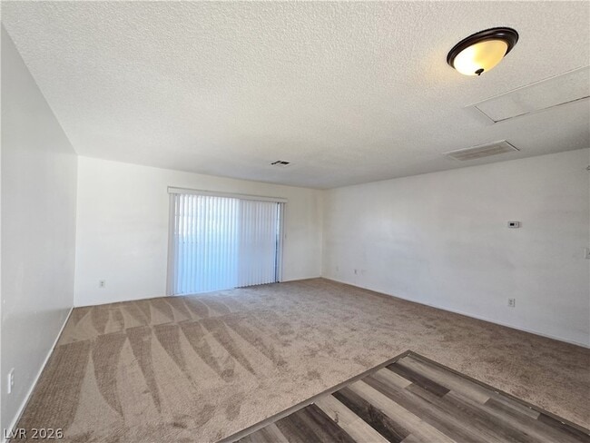 Foto del edificio - 3417 Civic Center Dr