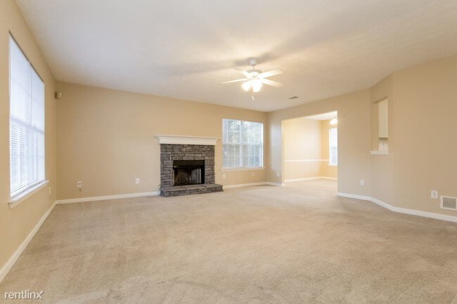 Building Photo - 720 Cayla Ann Ct