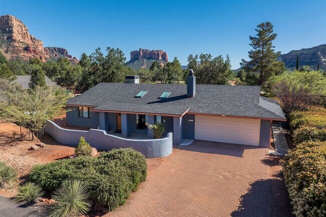 Foto del edificio - 311 Meadowlark Dr