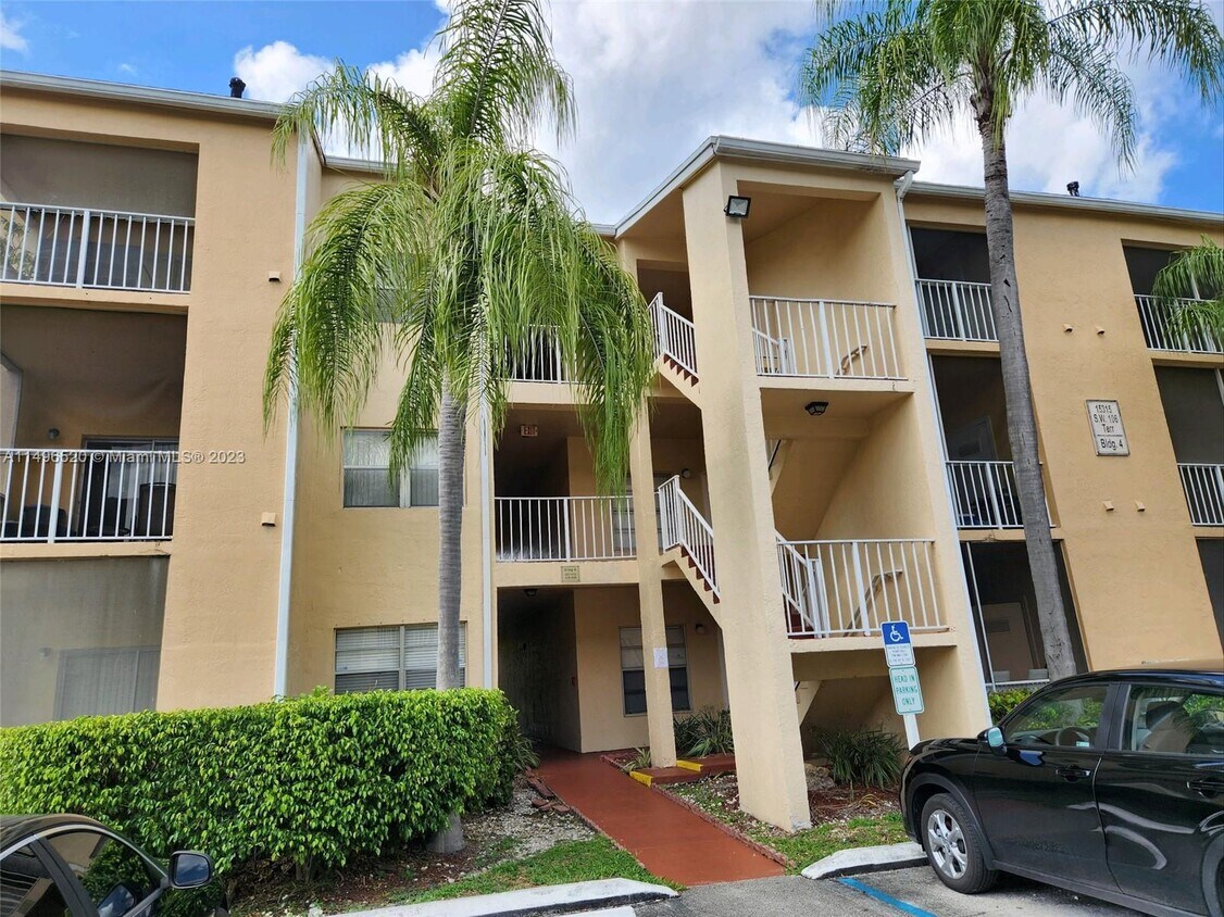 15315 SW 106th Terrace Unit 408, Miami, FL 33196 Condo for Rent in