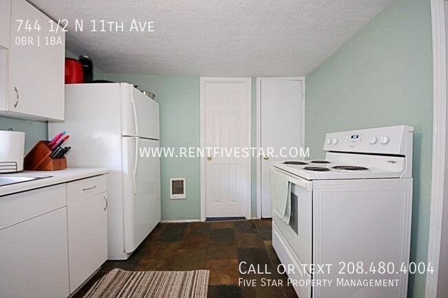 Foto del edificio - 744 1/2 N 11th Ave-