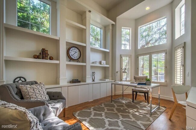 Building Photo - 5 br, 5 bath House - 26992 Falling Leaf Dr