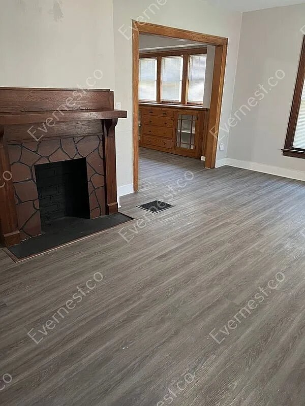 Foto del edificio - 3962 Woodhaven Dr