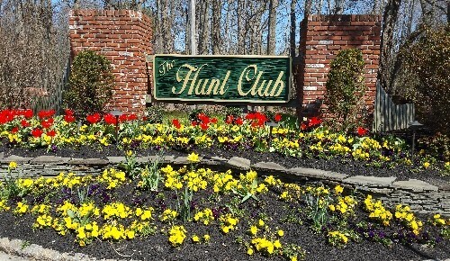 Main Entrance - 323 Surrey Ct