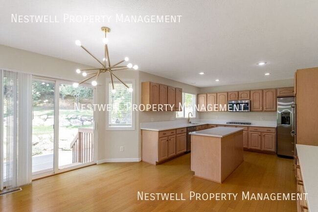 Building Photo - 1262 Carston Ct