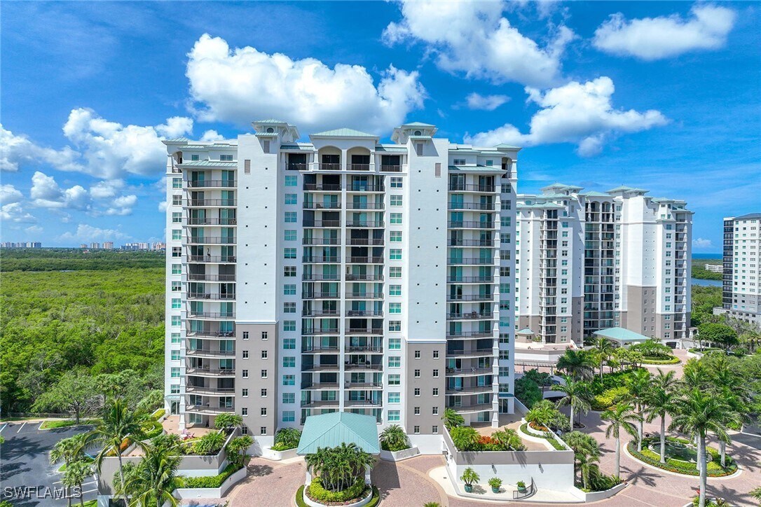Foto principal - 455 Cove Tower Dr