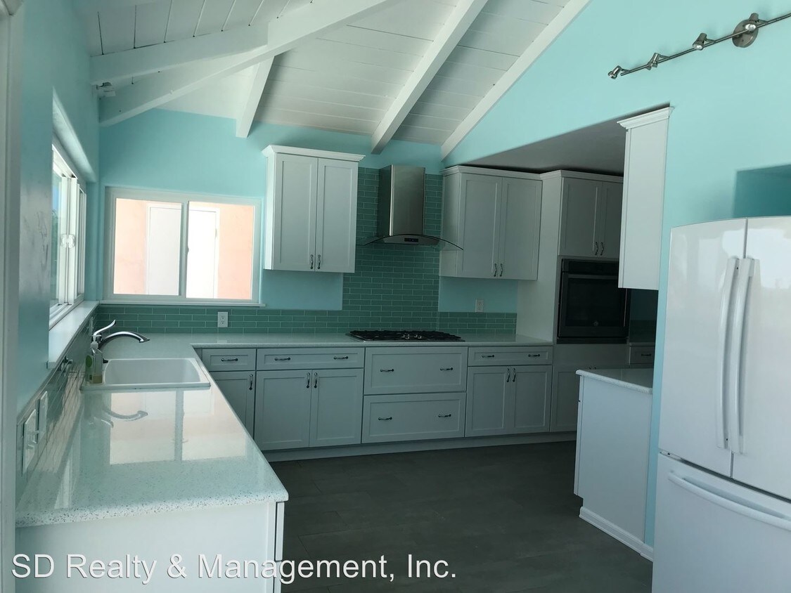 2 br, 2 bath House 4715 HURON AVENUE House for Rent in San Diego