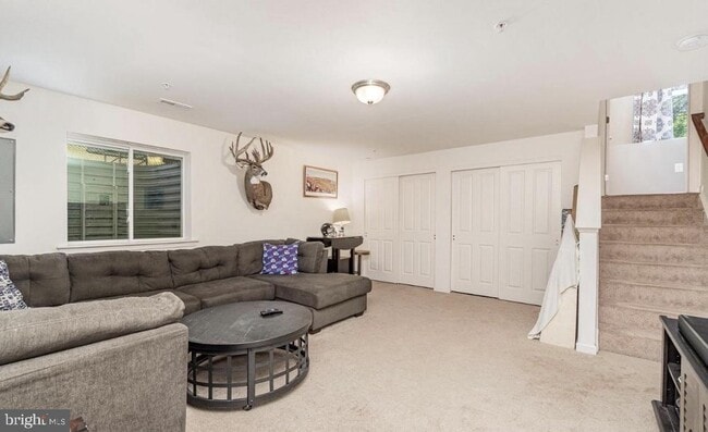 Building Photo - 358 Weatherstone Dr