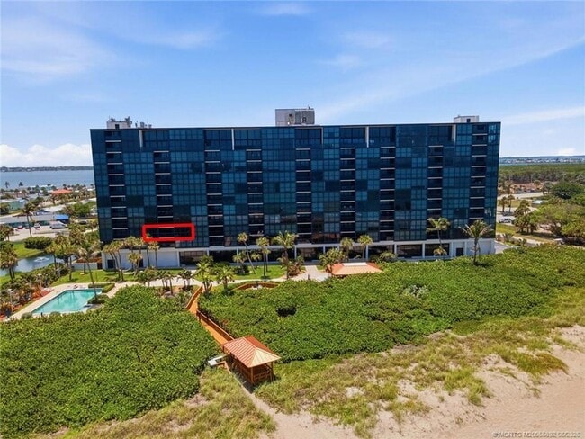 Foto del edificio - 10410 S Ocean Dr