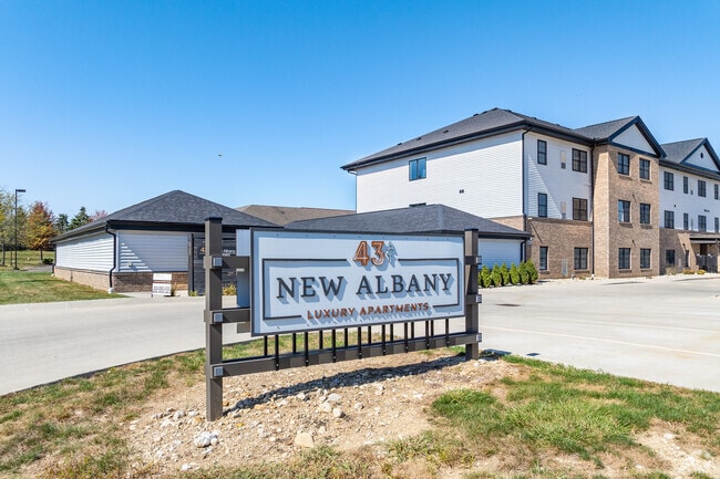 Building Photo - 43 at New Albany
