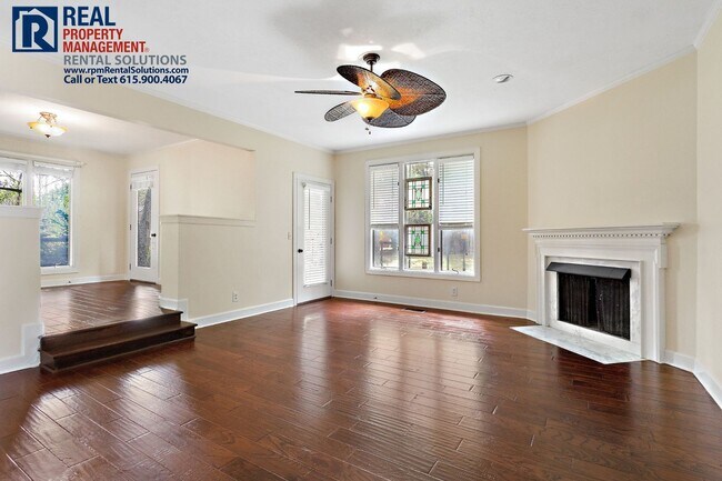 Building Photo - 3BD 2.5BA in Brentwood w/ attached garage ...