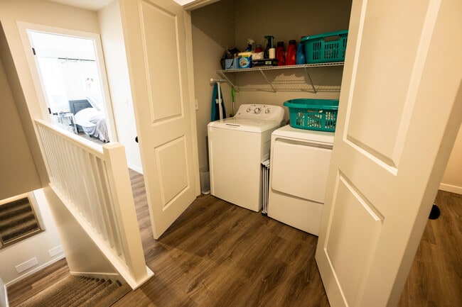 Upstairs In-Unit Laundry - 2927 Marshall St NE