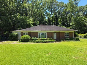 Building Photo - 4134 Sheridan Dr