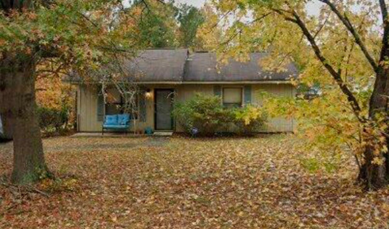 Primary Photo - Cozy Ranch in Charlotte, NC