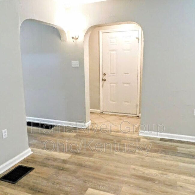 Foto del edificio - 6429 Manning Rd
