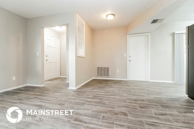 Building Photo - 12281 Eldon Dr