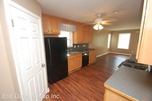 Foto del edificio - 4865 Brookwood Dr