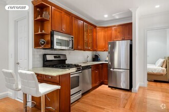 Building Photo - 66 Madison Ave