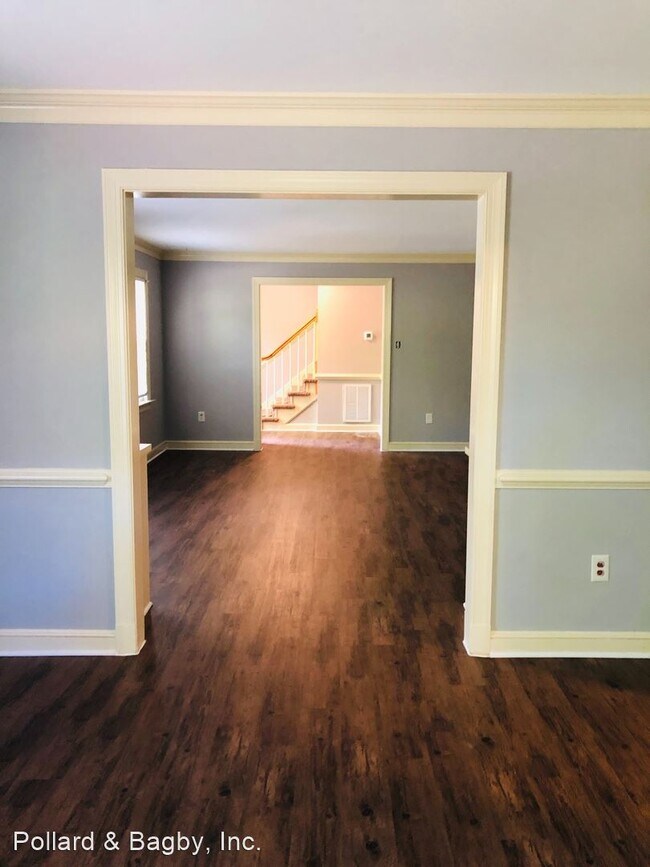 Building Photo - 4 br, 2.5 bath House - 3500 Marquette Rd.