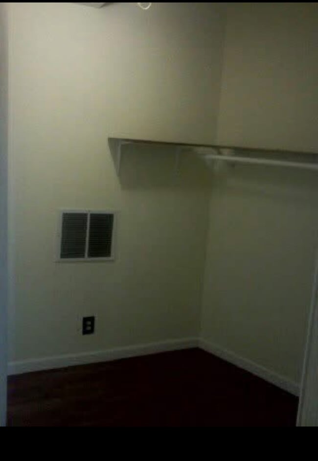 Building Photo - 417 N Salina St