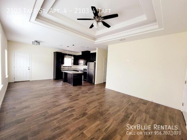 Foto del edificio - 2103 Taft St