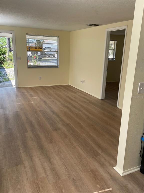 Building Photo - 5551 Silver Spur Dr