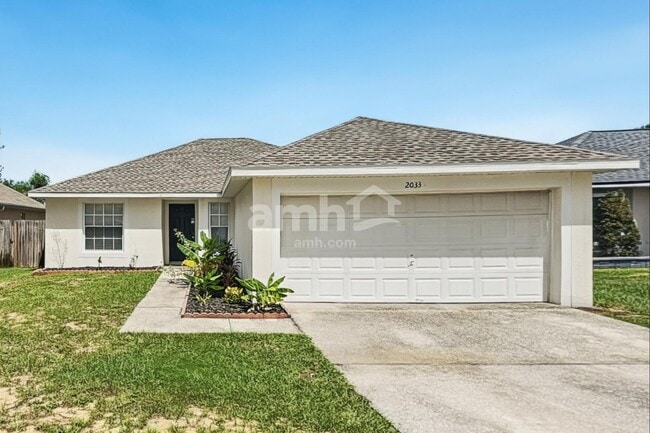 Building Photo - 2033 Fish Eagle St