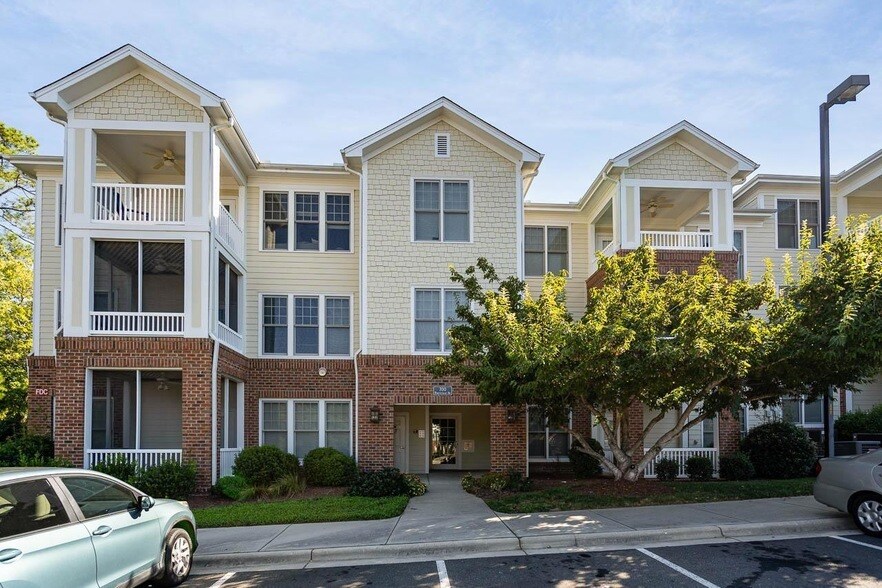 724 Portstewart Dr Unit 724, Cary, NC 27519 Condo for Rent in Cary