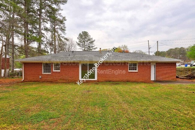 Photo - 5805 Singleton Rd House