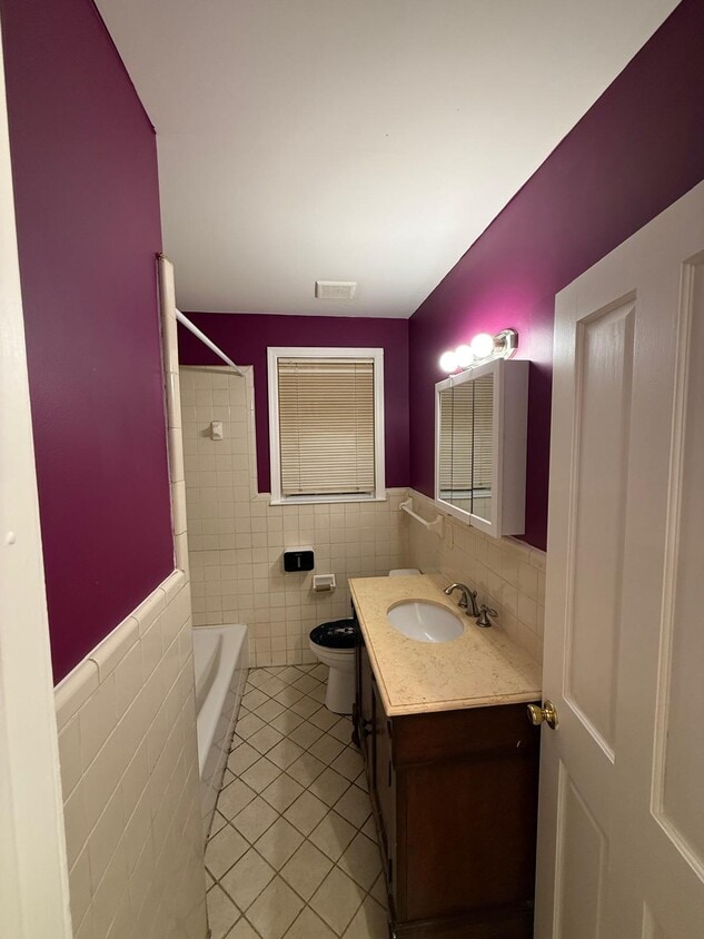 Foto principal - 2361 Cate St