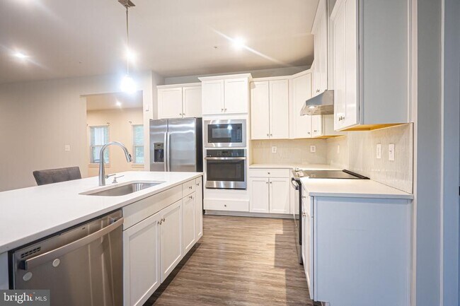 Building Photo - 14108 Lunnet Ct
