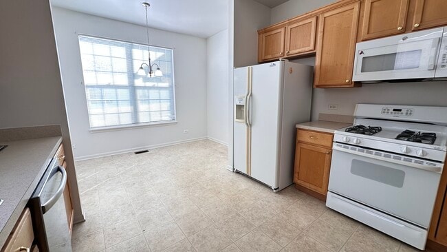 Building Photo - 1535 Reserve Ln