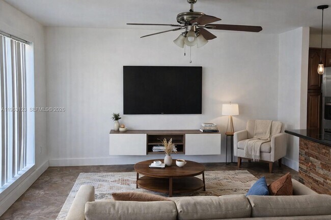 Foto del edificio - 471 NE 162nd St