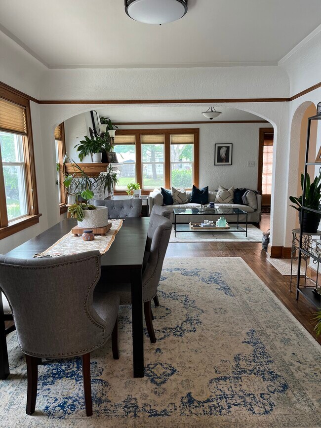 Foto del edificio - 3836 S Lenox St