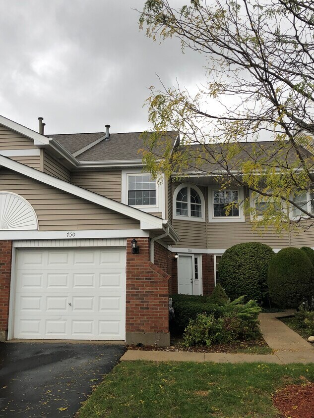 750 W Happfield Dr, Arlington Heights, IL 60004 Townhome Rentals in